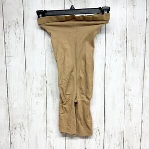 New Love Your Assets Shapewear Women‎ Size 2 Buff Tan Sensational Shaper Shorts